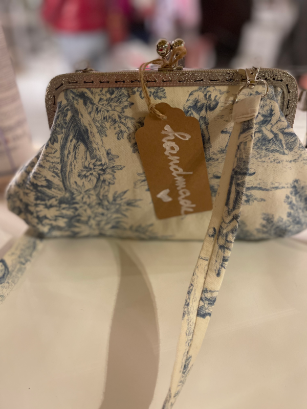 Essenziale Toile de jouy