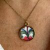 Collana girocollo con piattina fiori - immagine 2