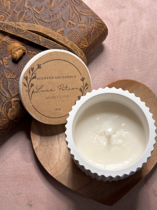 Candela in giara di CERAMICA artigianale   "LOVE POTION"