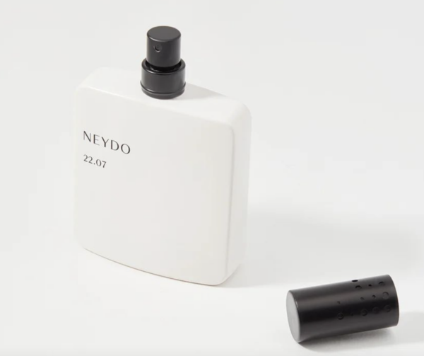 Where Love Belongs 22.07 di NEYDO unisex