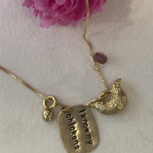 Collana  in ottone " i know my chickens"