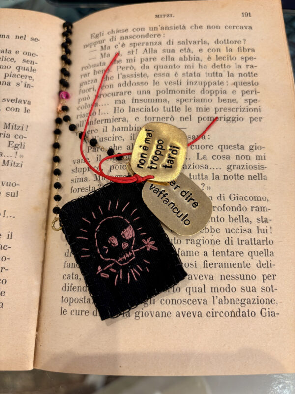 Collana "Non è mai troppo tardi per dire vaffanculo!"