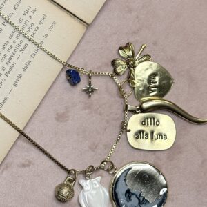Collana "Dillo alla Luna "