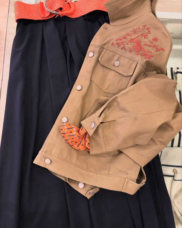Iniziano i nuovi arrivi di primavera !!!! #ilglicinepavia #primavera #ilglicineaddosso #outfitoftheday